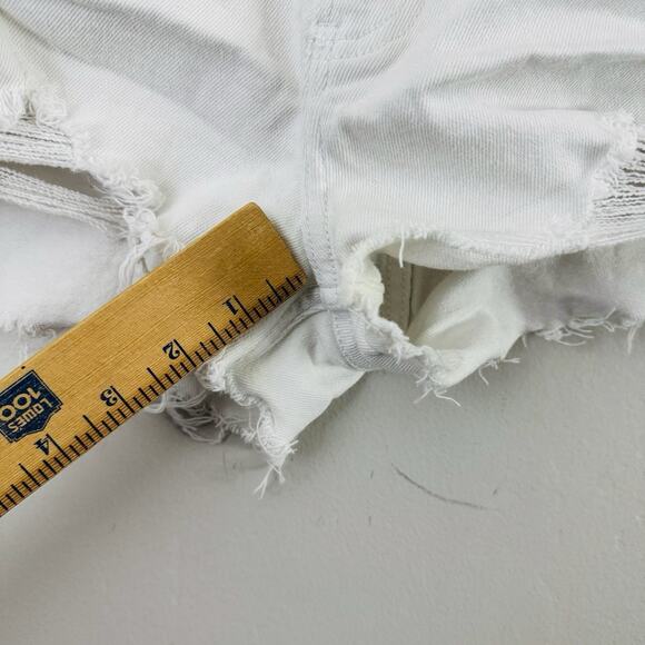 Abercrombie And Fitch White High Rise Cut Off Shorts Women’s Size 26 - Picture 4 of 9